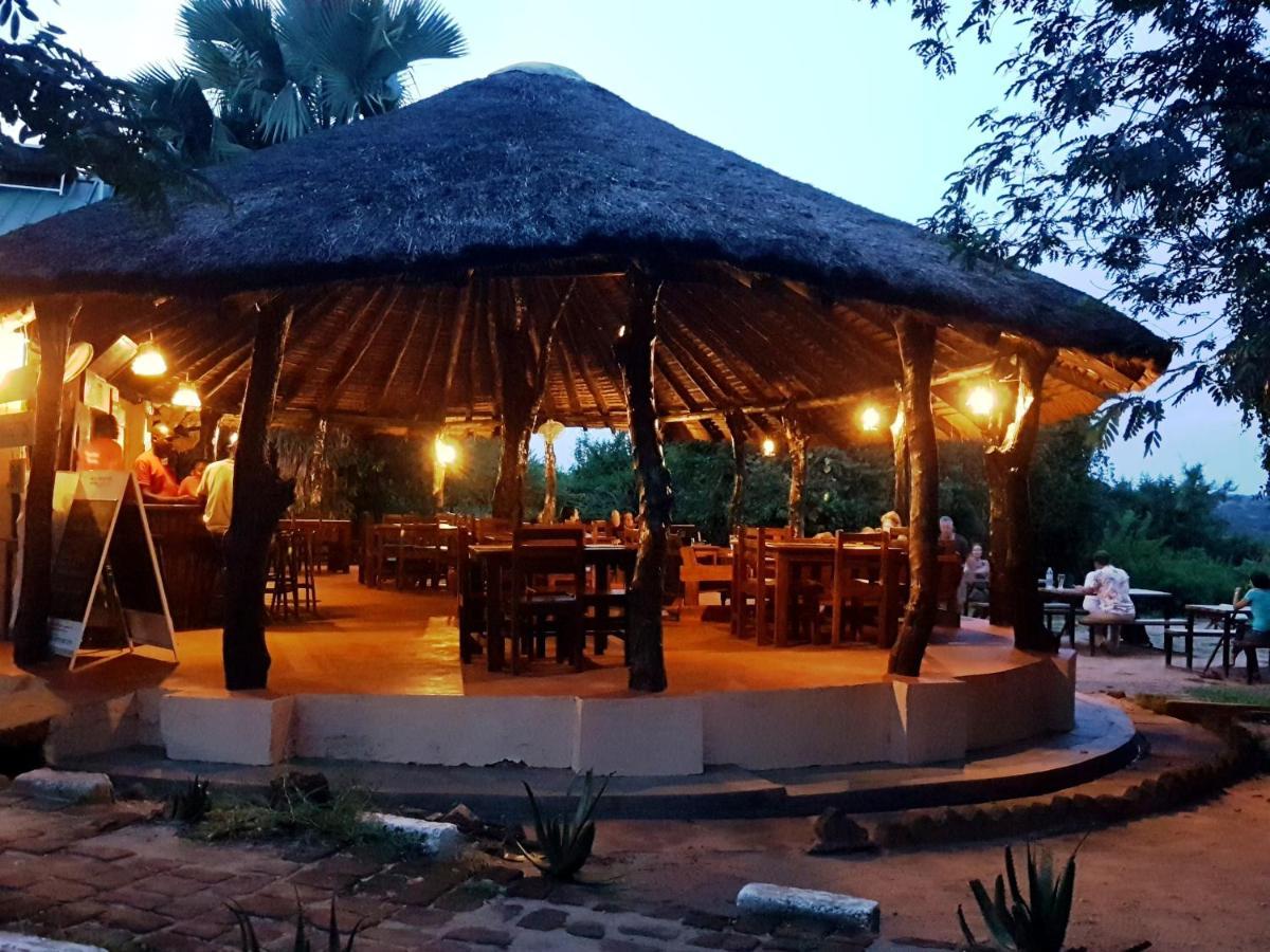 Red Chilli Rest Camp Hotel *