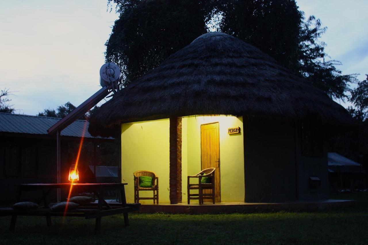 Red Chilli Rest Camp * Paraa